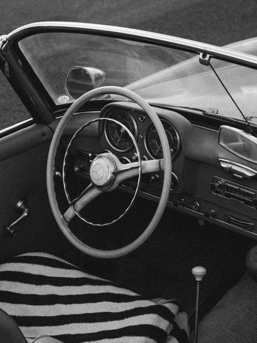 Art The Sunset | Beach Benz 190Sl - Black & White