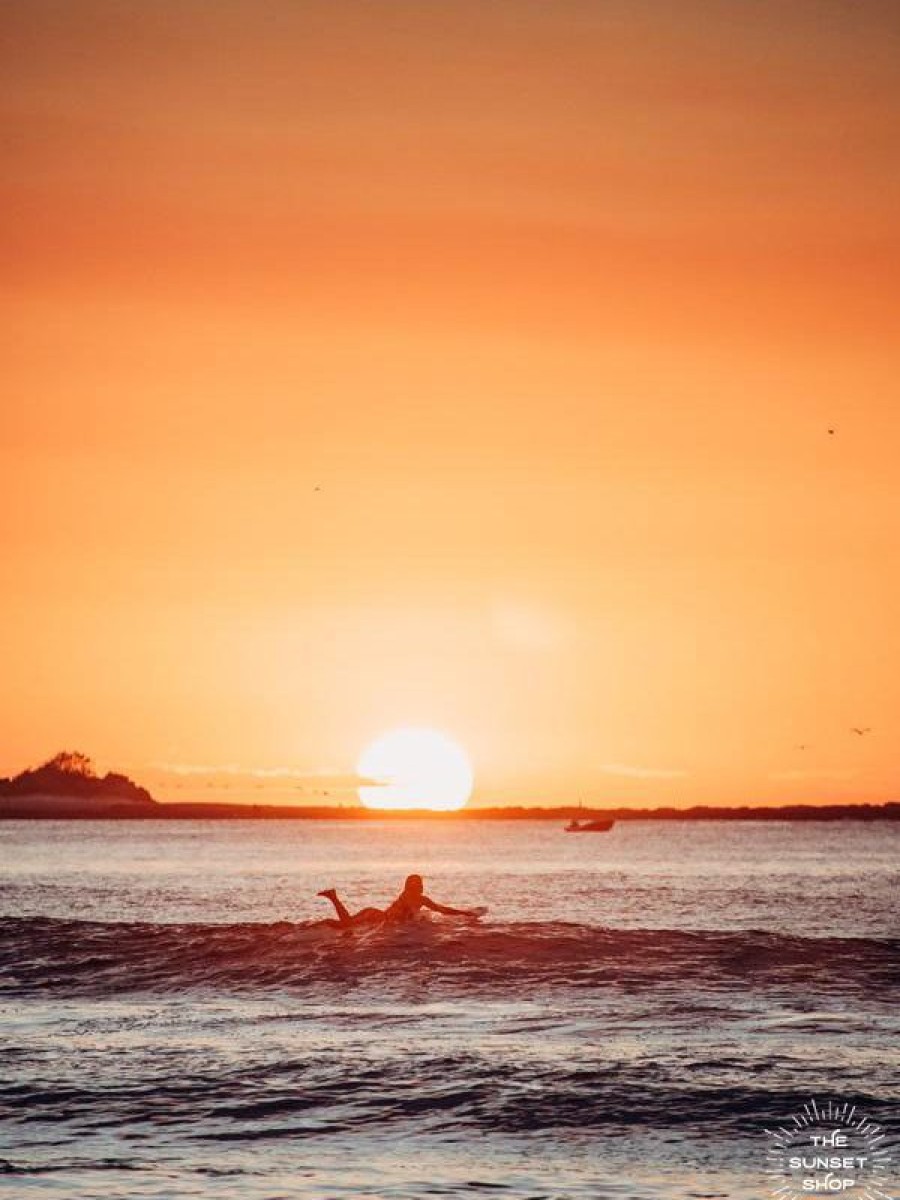 Art The Sunset | The Girl And The Water