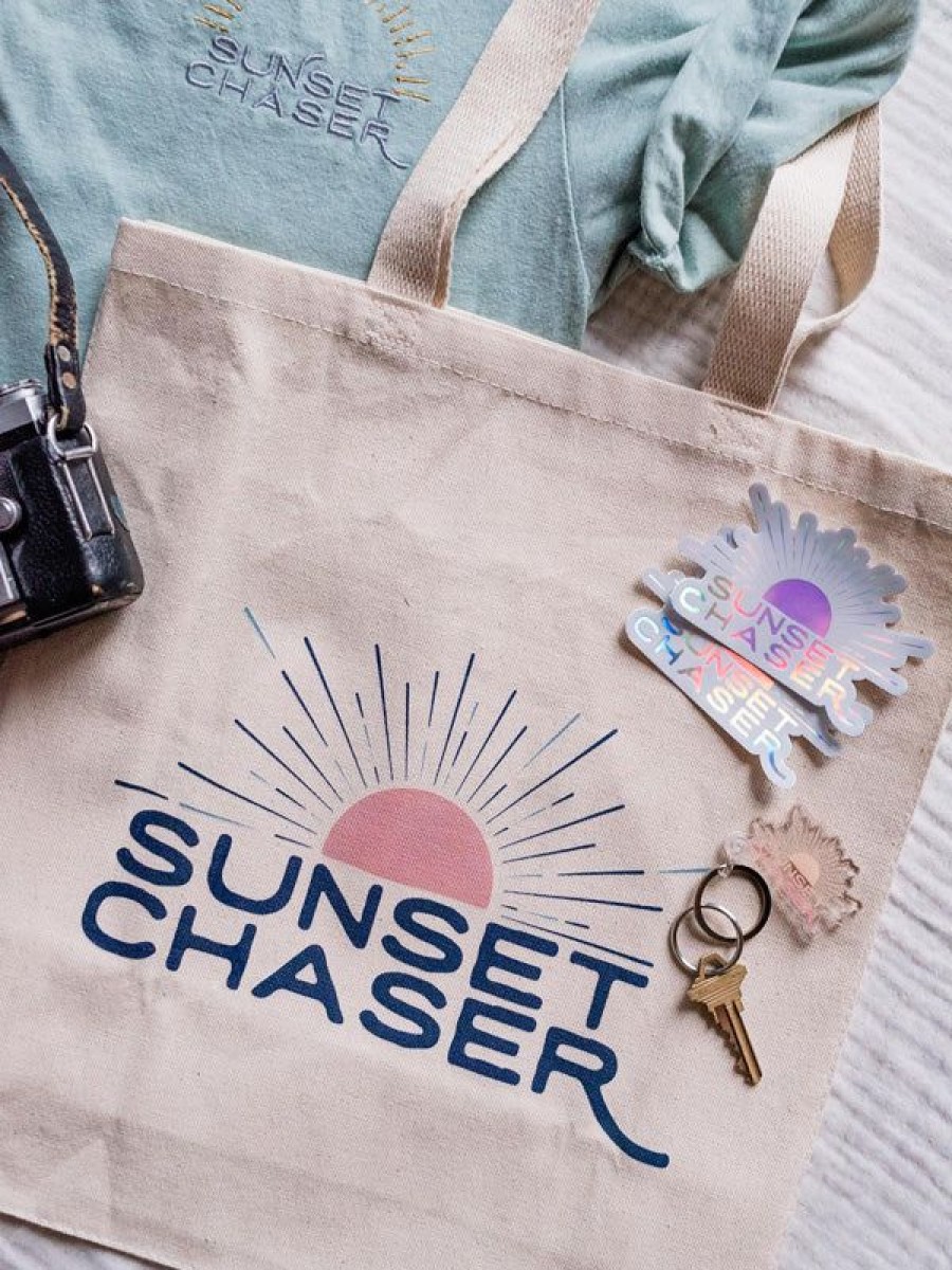 Art The Sunset | Sunset Chaser Club - Keychain + Holographic Sticker