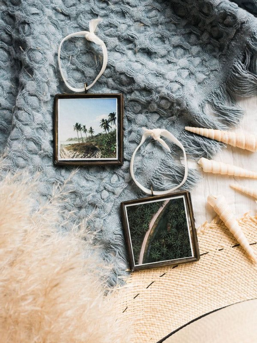 Art The Sunset | Welcome To Pura Vidadise - Glass Locket Photo Ornament